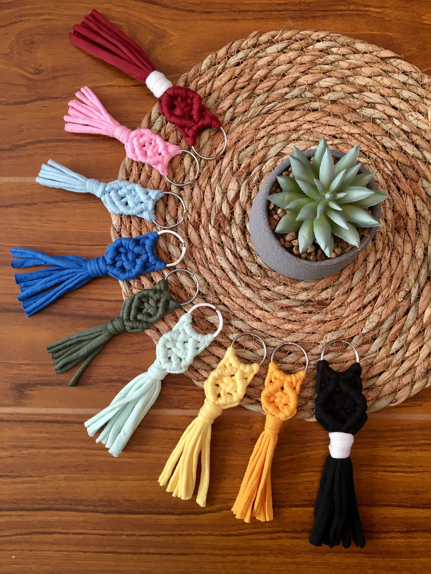 Macrame Keychain / Boho Keychain